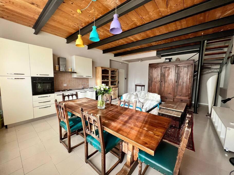 Loft Cianosi - Appartamento Nel Cuore Di 利沃诺 外观 照片