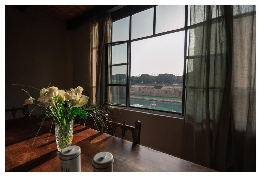 Loft Cianosi - Appartamento Nel Cuore Di 利沃诺 外观 照片