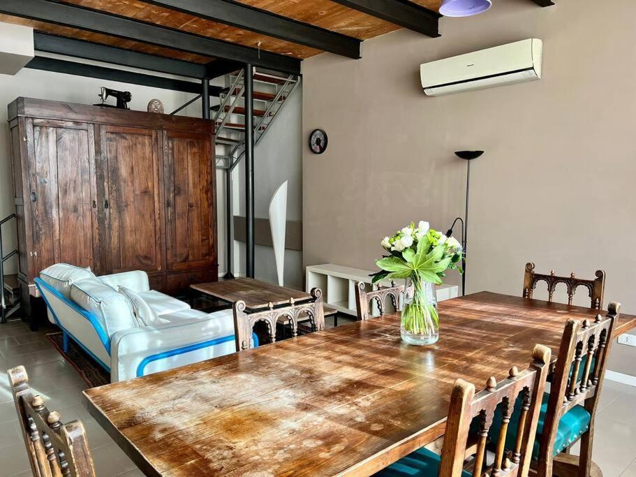 Loft Cianosi - Appartamento Nel Cuore Di 利沃诺 外观 照片