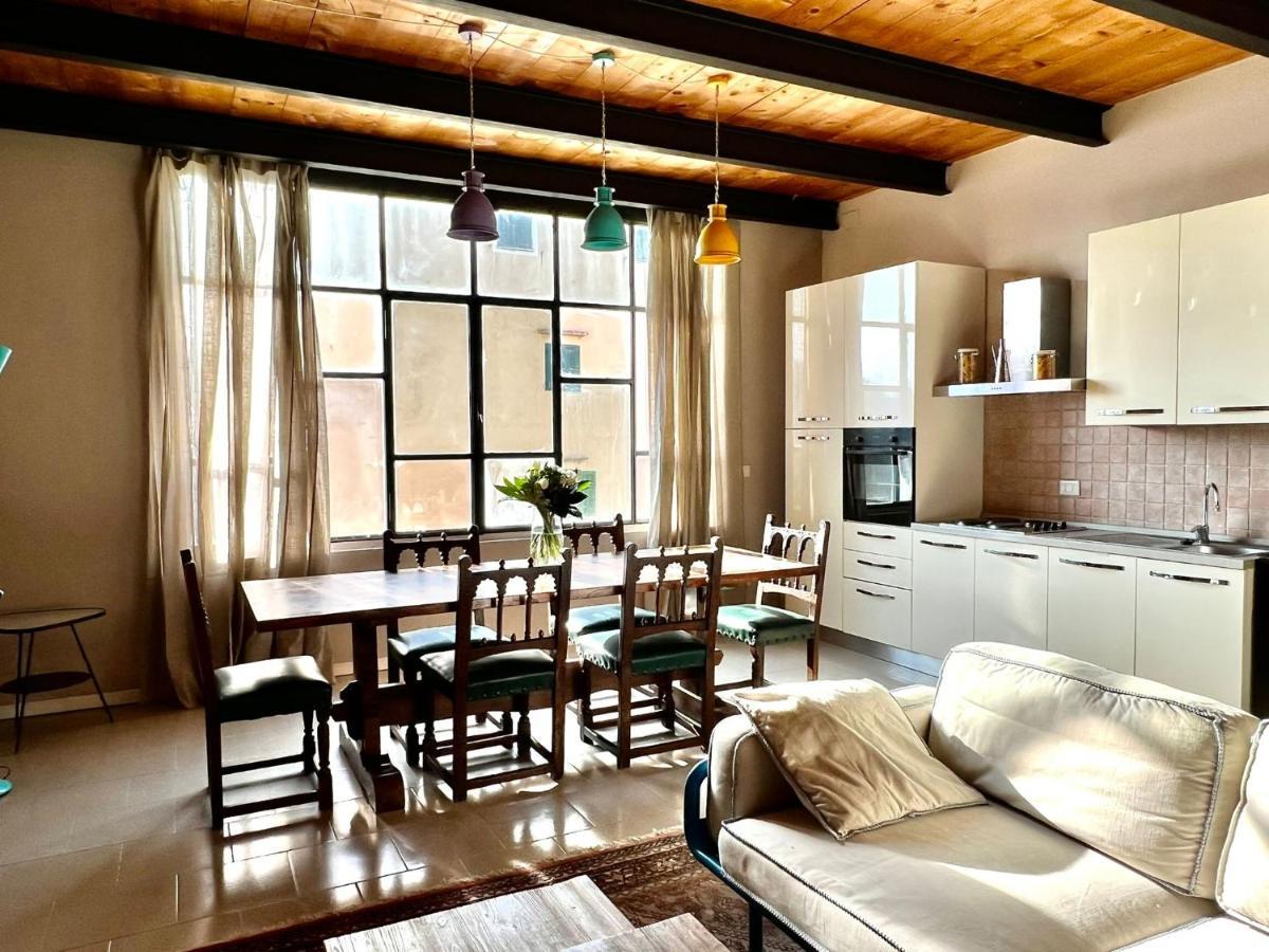 Loft Cianosi - Appartamento Nel Cuore Di 利沃诺 外观 照片